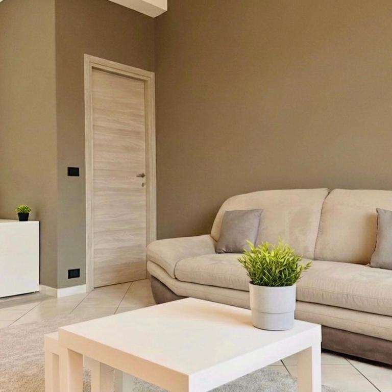 GabLar House - Two-Bedroom Apartment - 3