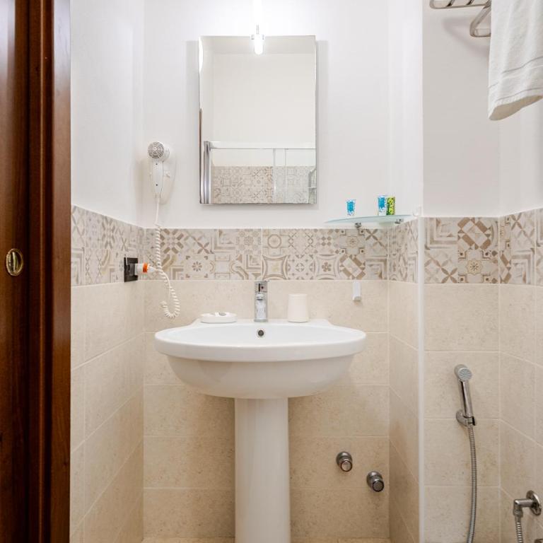 Panoramic Rooms - Habitación Doble con vistas a la ciudad - 1 o 2 camas - 12