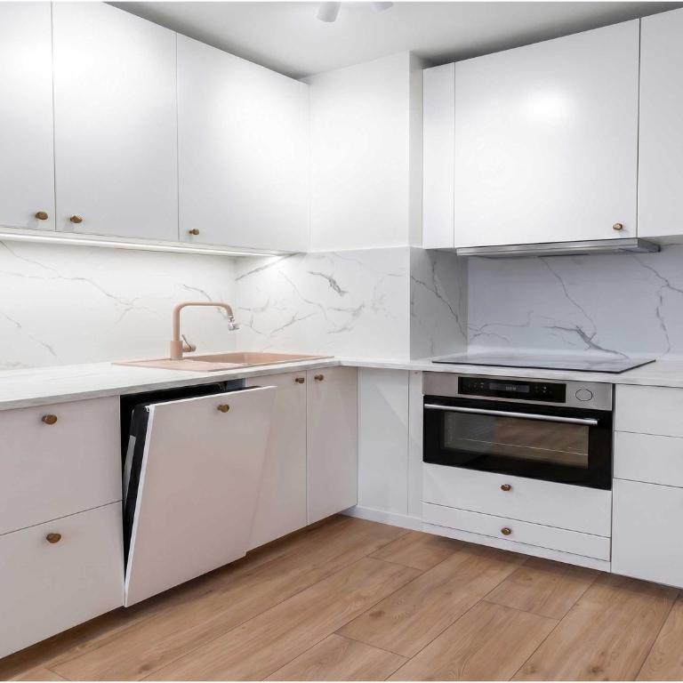 Cozy Modern Studio - 3 min Walk to Beach - Appartement 1 Chambre - 4