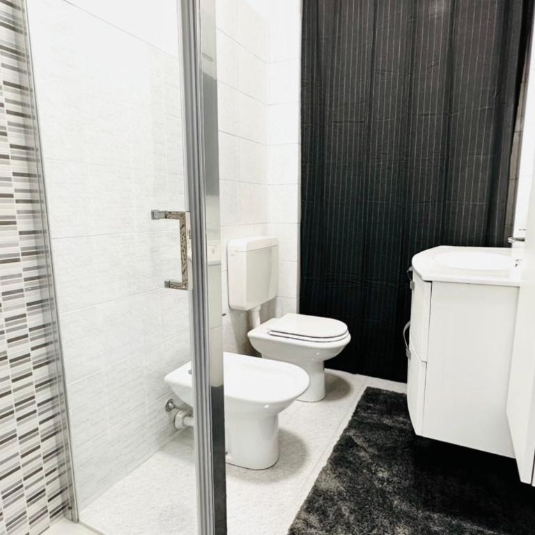 GabLar House - Two-Bedroom Apartment - 13