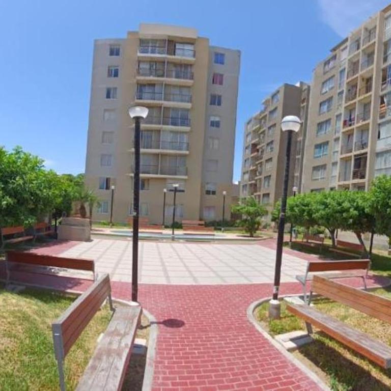 APARTAMENTO EN CONDOMINIO SANTA ELVIRA CON TERRAZA y VISTA DE CHICLAYO - Three-Bedroom Apartment - 14