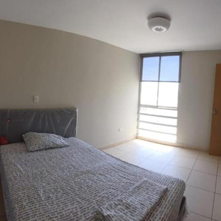 APARTAMENTO EN CONDOMINIO SANTA ELVIRA CON TERRAZA y VISTA DE CHICLAYO - Three-Bedroom Apartment - 23