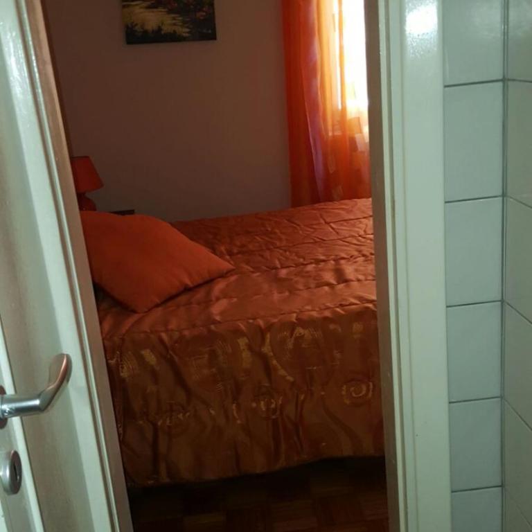 Domina Romae B&B - Camera Matrimoniale con Bagno Privato - 2