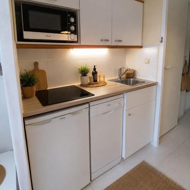 Cannes Mer, Piscine et Soleil - Appartement 2 Chambres - 2