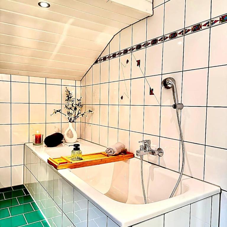 Haus Bergharmonie - Apartment mit 4 Schlafzimmern - 16