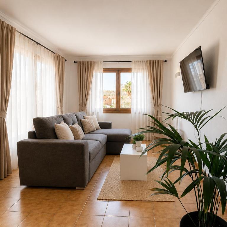 BRESSOL DELUXE Apartments - Appartement 2 Chambres - Vue sur Piscine - 12