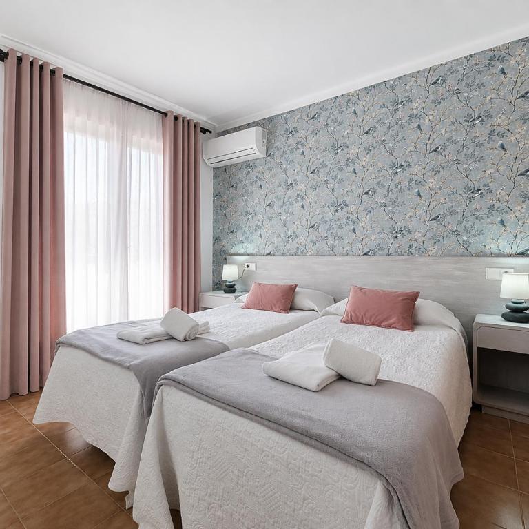 BRESSOL DELUXE Apartments - Appartement 2 Chambres - Vue sur Piscine - 14