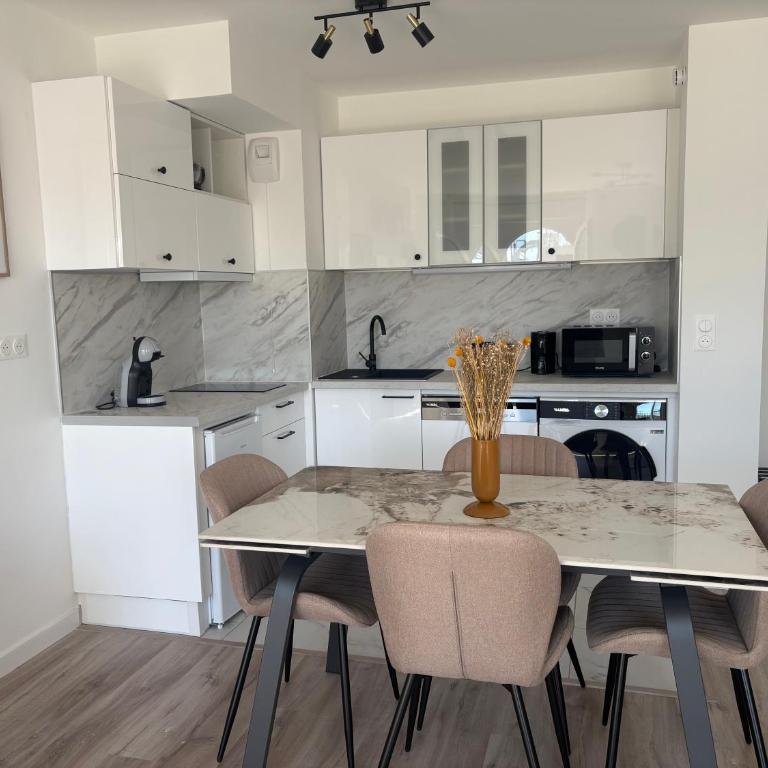 Disneyland Paris 5 Min Air Conditioning Free Parking RER A Paris - Apartment mit 2 Schlafzimmern - 4