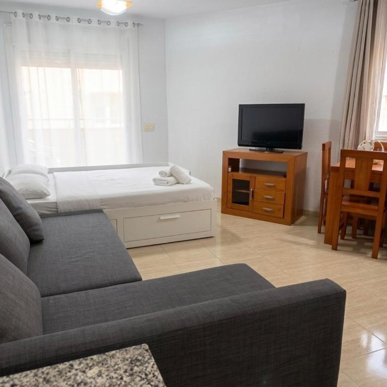 Golden Santa Studio - 5 min playa con Piscina y Aire acondicionado - Appartamento con 1 Camera da Letto - 5