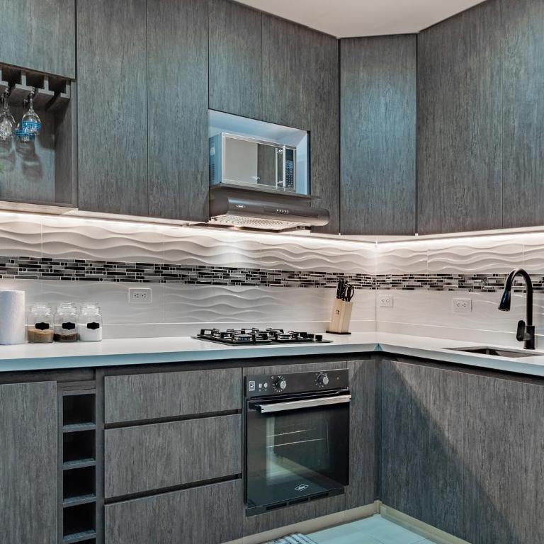 Home away from Home - Studio Apartment - 21