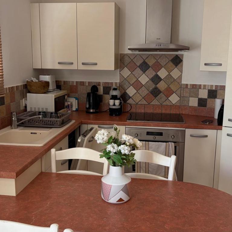 La Valériane - One-Bedroom Apartment - 6