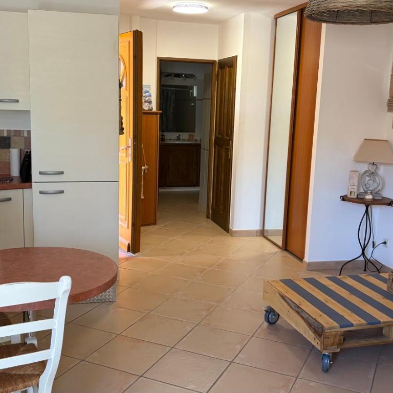La Valériane - One-Bedroom Apartment - 4