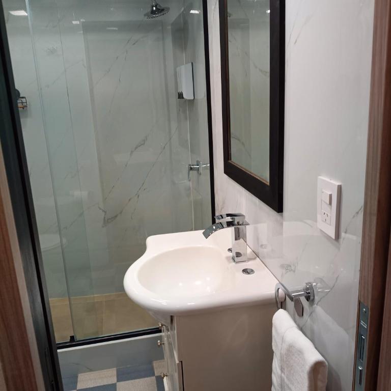 Casa, Duplex en Caseros, cerca de Palomar y Hurlingham - Casa de 2 dormitorios - 21