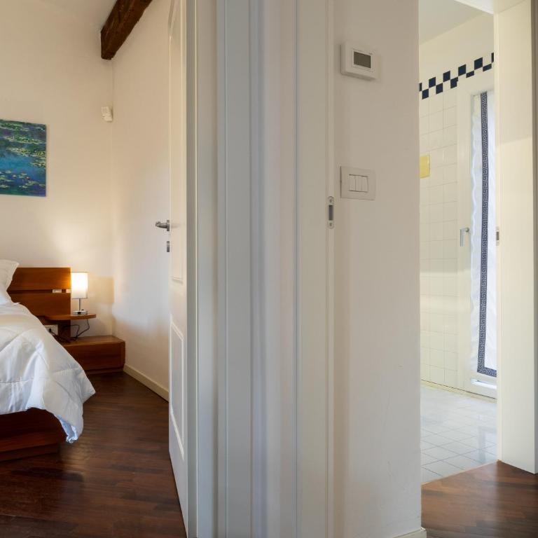 3 Terrazze e 2 Bagni nel Centro di Bologna - Appartamento con 2 Camere da Letto - 18