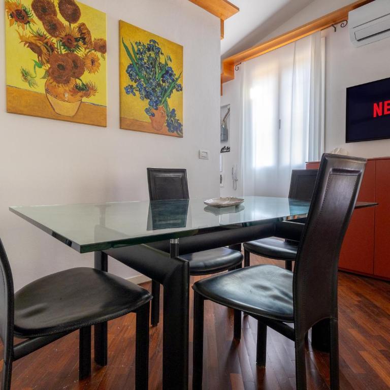 3 Terrazze e 2 Bagni nel Centro di Bologna - Appartamento con 2 Camere da Letto - 13