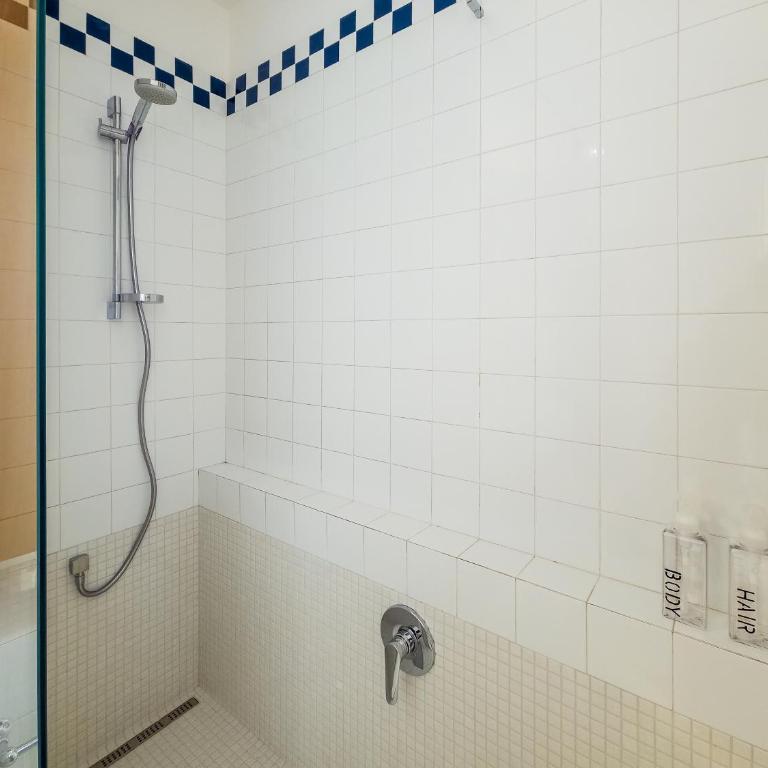 3 Terrazze e 2 Bagni nel Centro di Bologna - Appartamento con 2 Camere da Letto - 37