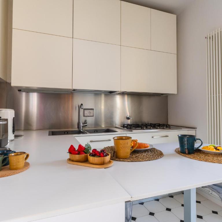 3 Terrazze e 2 Bagni nel Centro di Bologna - Appartamento con 2 Camere da Letto - 22