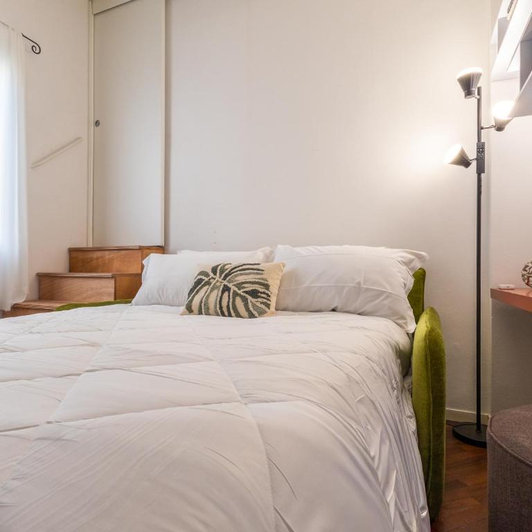 3 Terrazze e 2 Bagni nel Centro di Bologna - Appartamento con 2 Camere da Letto - 19