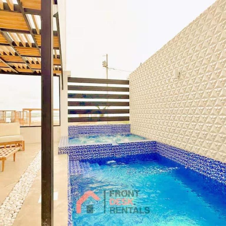 Oceanfront Paradise with Pool Hot Tub and Firepit - Apartment - 36