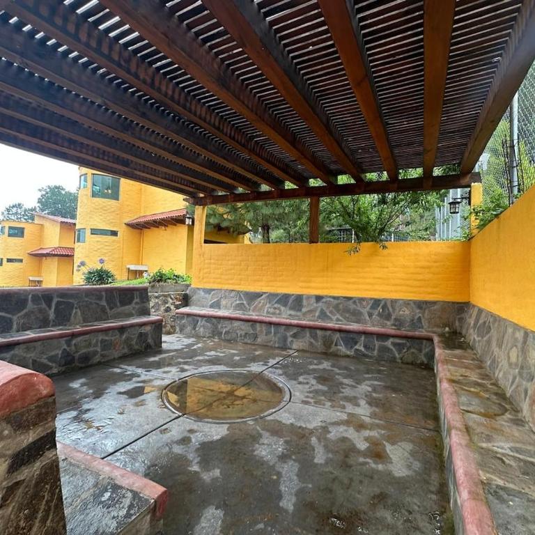 Los 3 Compadres - One-Bedroom Chalet - 2