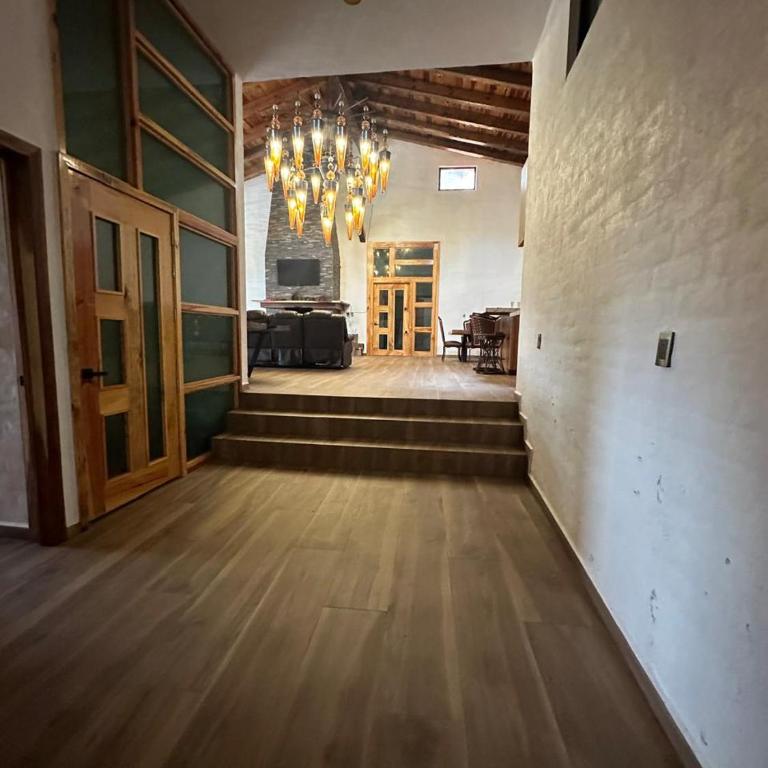 Los 3 Compadres - One-Bedroom Chalet - 3