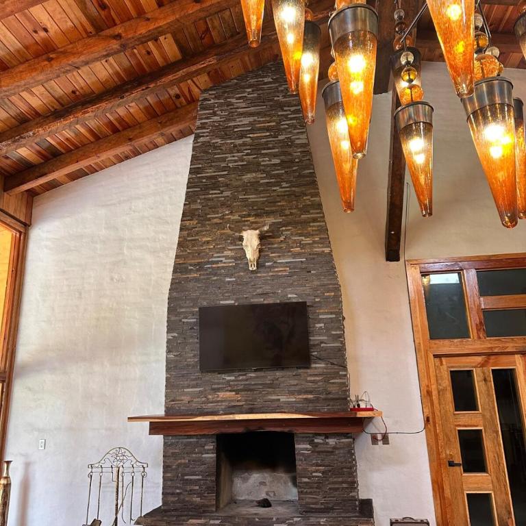 Los 3 Compadres - One-Bedroom Chalet - 20