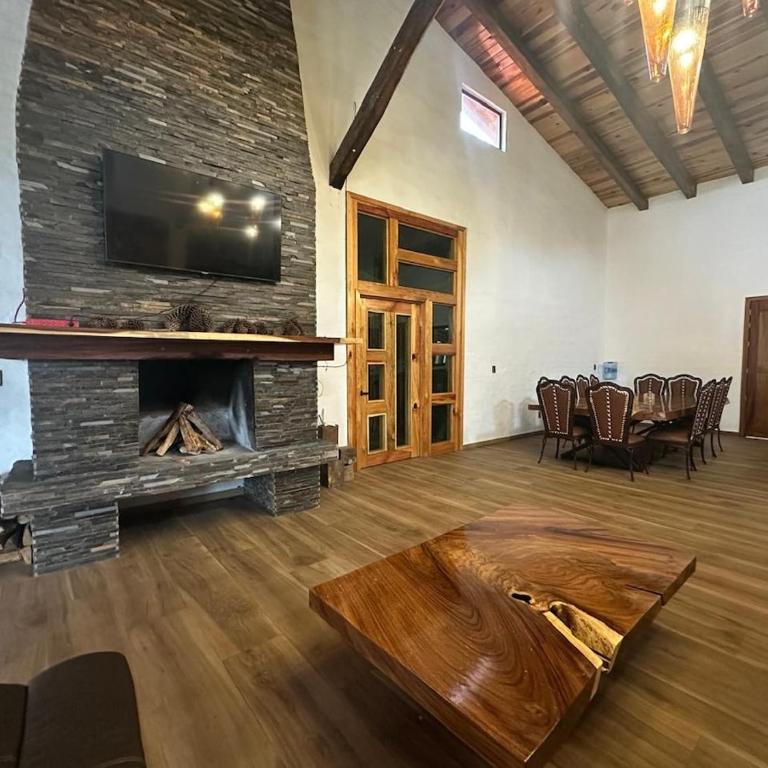 Los 3 Compadres - One-Bedroom Chalet - 34