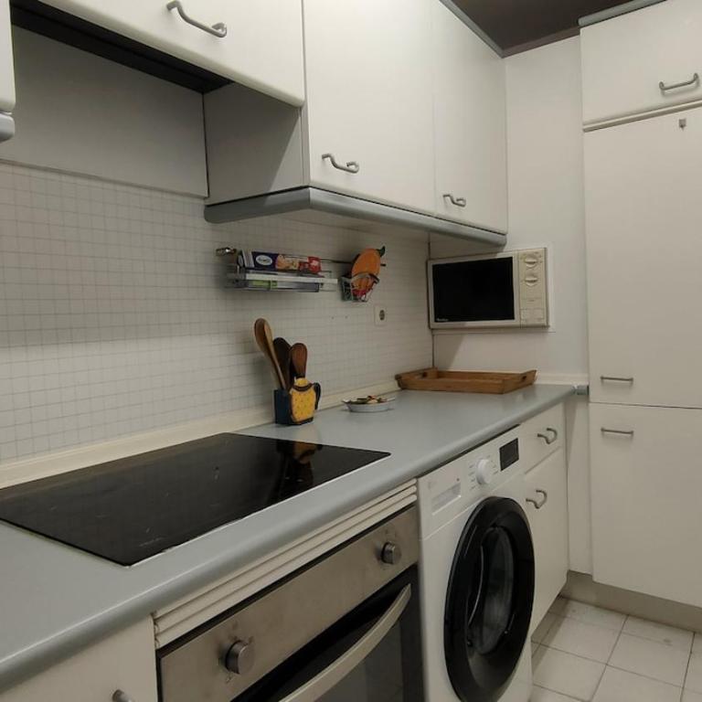 Puerto Banús, 1 dormitorio, 3 plazas, piscinas y parking, Ubicacion optima - Apartamento de 1 dormitorio - 9