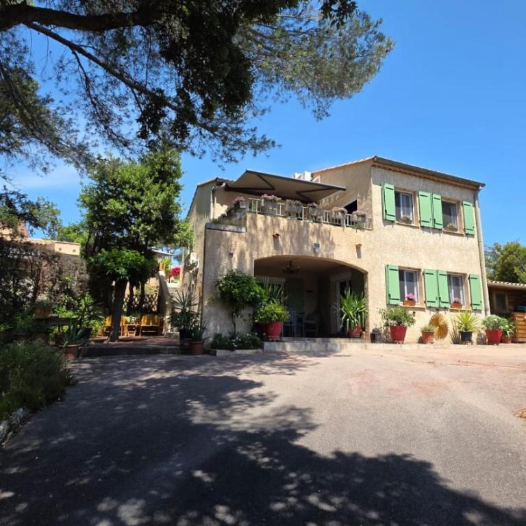 Entire ground floor in beautiful villa - Casa de 2 dormitorios - 1