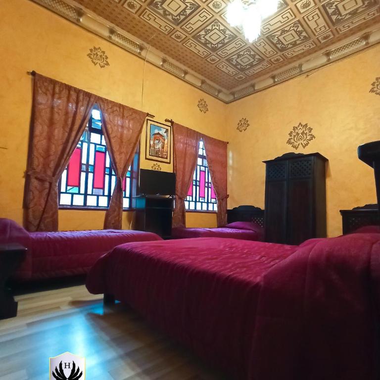Hotel Cuenca en Centro Historico - Standard Quadruple Room - 3