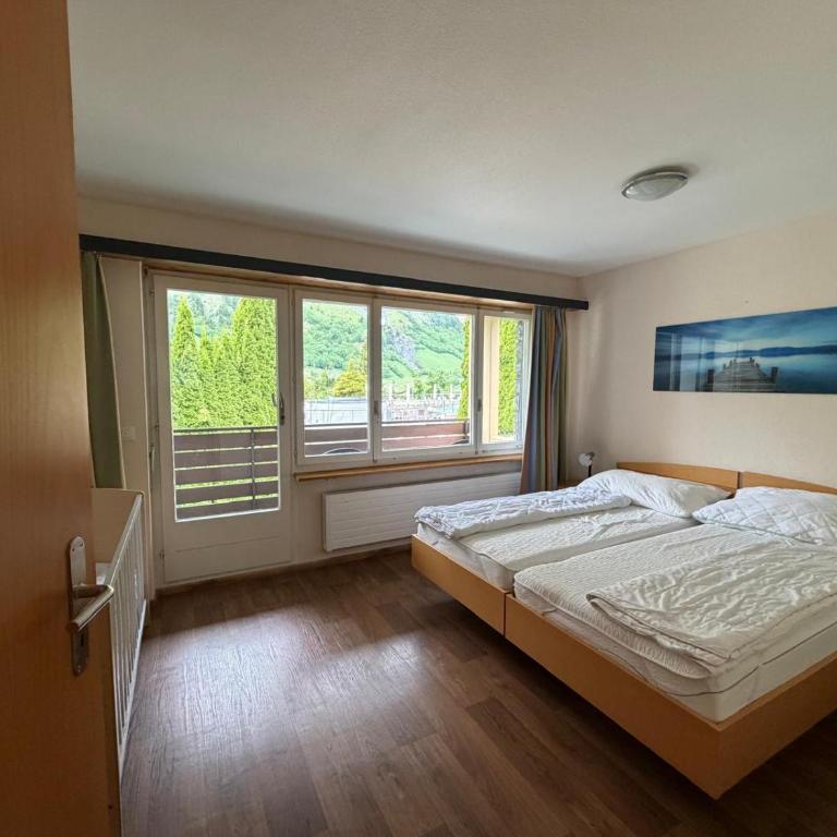 Schlossli-Le Petit Chateau - Apartment mit 2 Schlafzimmern und Terrasse - 1