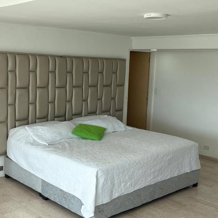 Apartamento Duplex 802 Bahia Fragata - Apartamento de 3 dormitorios - 2