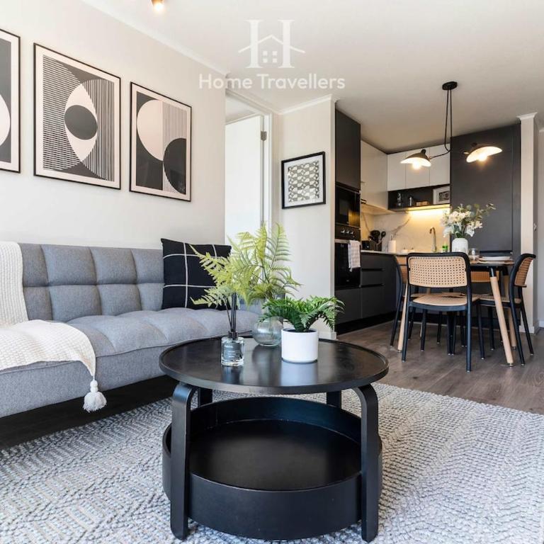 HT Large apartment in Nunoa with parking - Two-Bedroom Apartment - 9