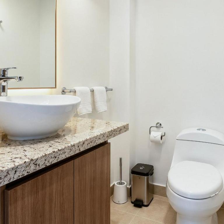 Apartamento moderno en Serena del Mar con balcón. Ideal para familias y grupos - Apartamento - 4