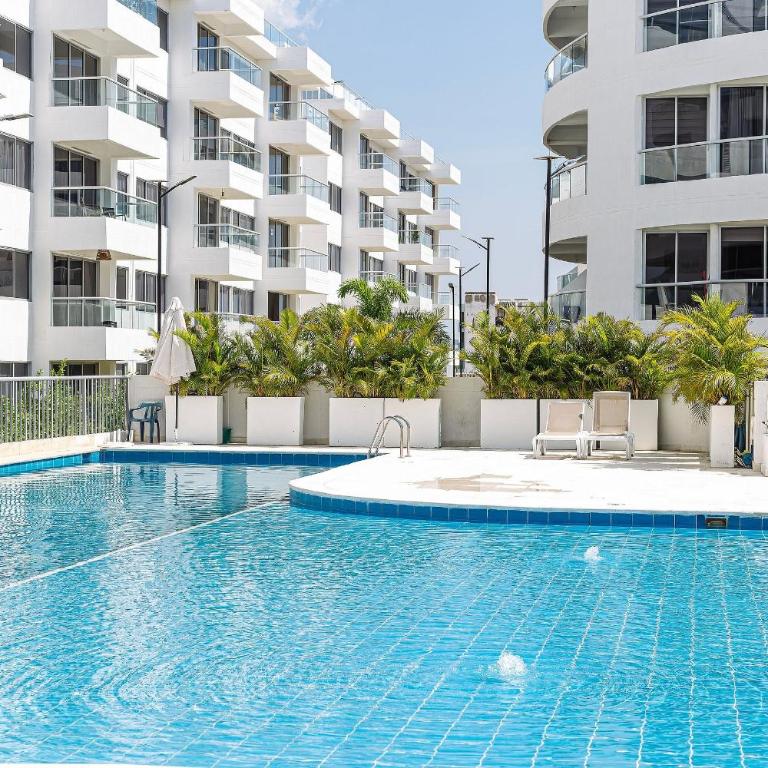 Apartamento moderno en Serena del Mar con balcón. Ideal para familias y grupos - Apartamento - 10