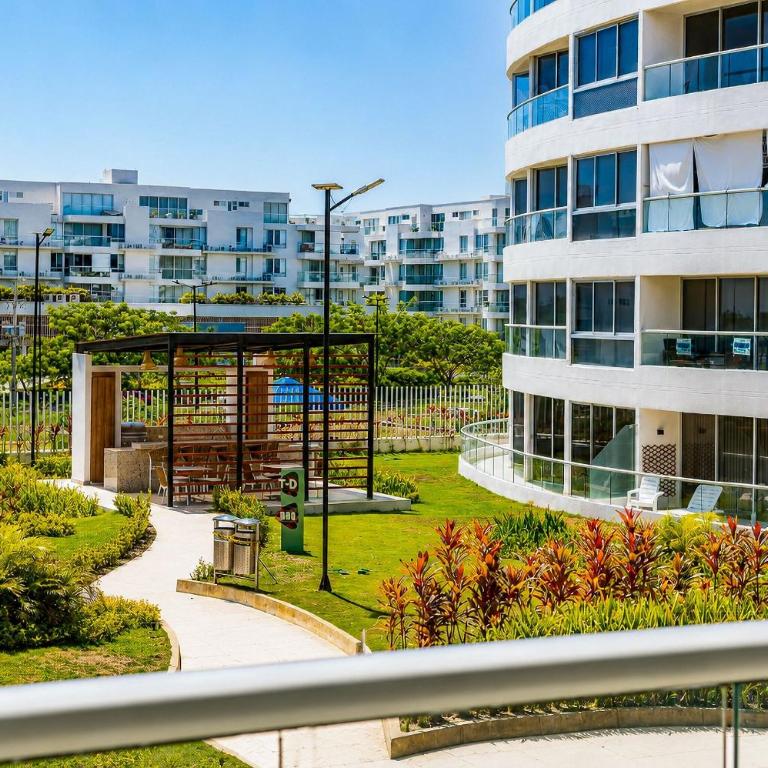 Apartamento moderno en Serena del Mar con balcón. Ideal para familias y grupos - Apartamento - 13