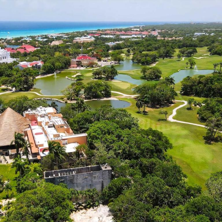 Serene Playacar Escape Pool Patio Near Beach - Appartement 3 Chambres avec Balcon - 2
