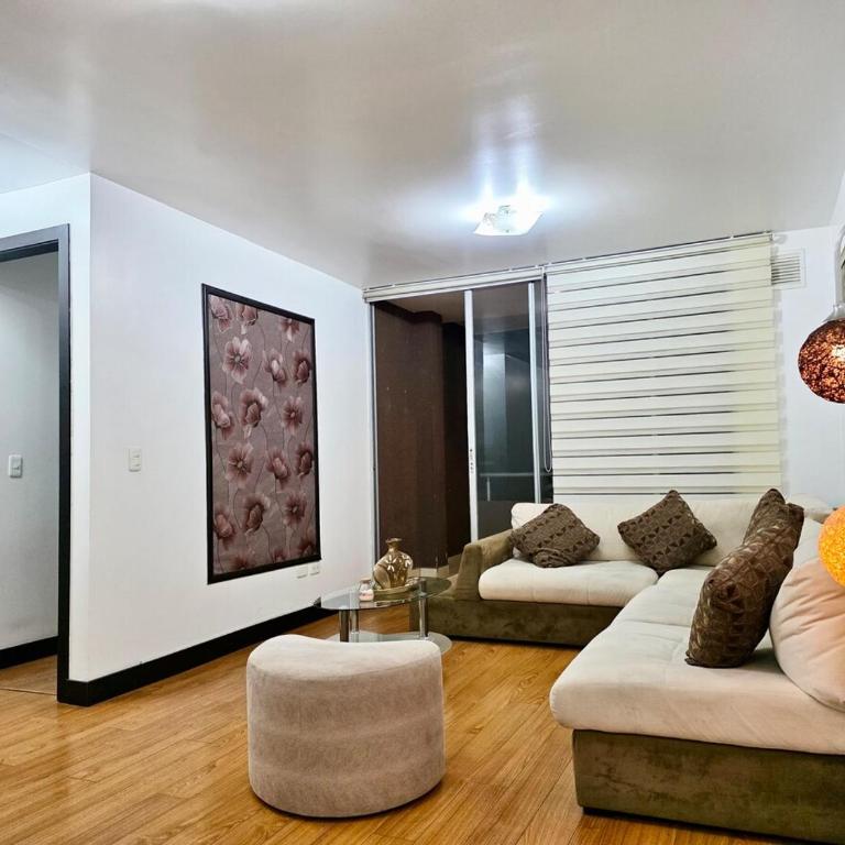 Spacious Suite I Balcony and Gym - One-Bedroom Apartment - 14