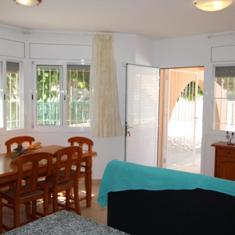 Casa cerca del mar con piscina privada, wifi gratis, aire opcional, admite mascotas y playa para perros - ES-184-4 - Villa - 28