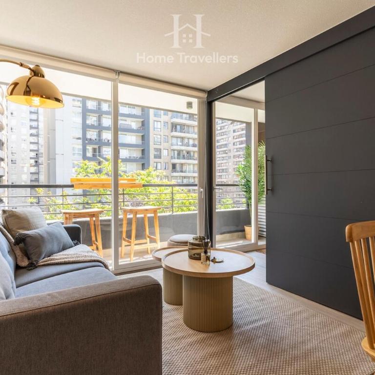 HT Spacious apartment in Santiago for 4 people - Three-Bedroom Apartment - 1