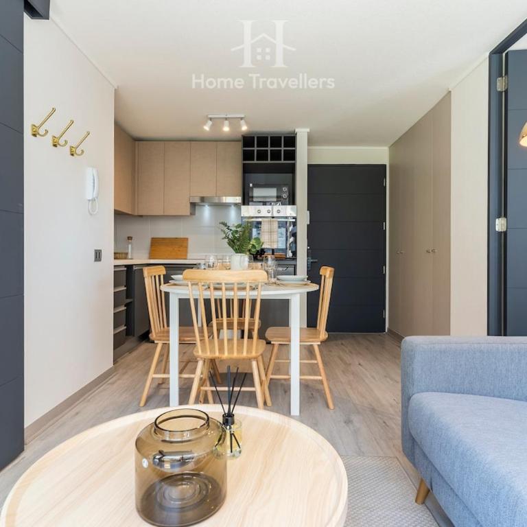 HT Spacious apartment in Santiago for 4 people - Three-Bedroom Apartment - 35