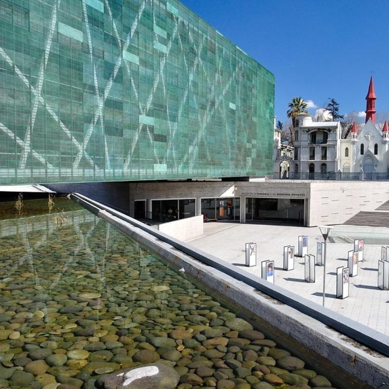 HT Spacious apartment in Santiago for 4 people - Three-Bedroom Apartment - 37