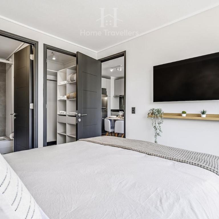 HT Comfortable and Bright Apartment in Ñuñoa with Parking - Two-Bedroom Apartment - 11