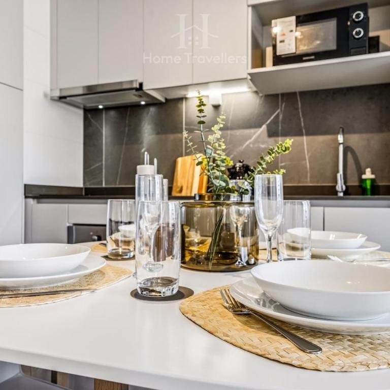 HT Comfortable and Bright Apartment in Ñuñoa with Parking - Two-Bedroom Apartment - 19