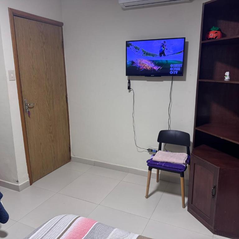 Sur Backpackers - Twin Room - 8