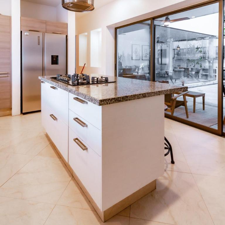 Moderna Casa de Lujo con Alberca Climatizada - Casa de 3 dormitorios - 10