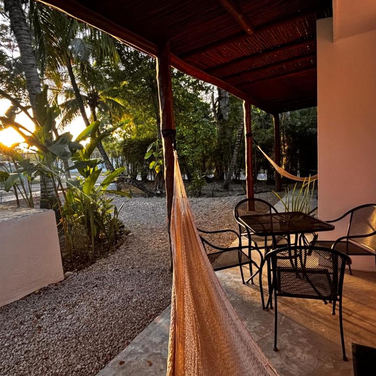 Tropical Garden Suites steps from the Lagoon - Casa de 2 dormitorios - 21