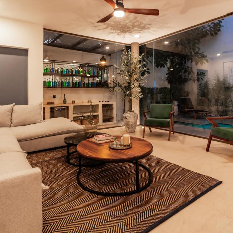 Moderna Casa de Lujo con Alberca Climatizada - Casa de 3 dormitorios - 25