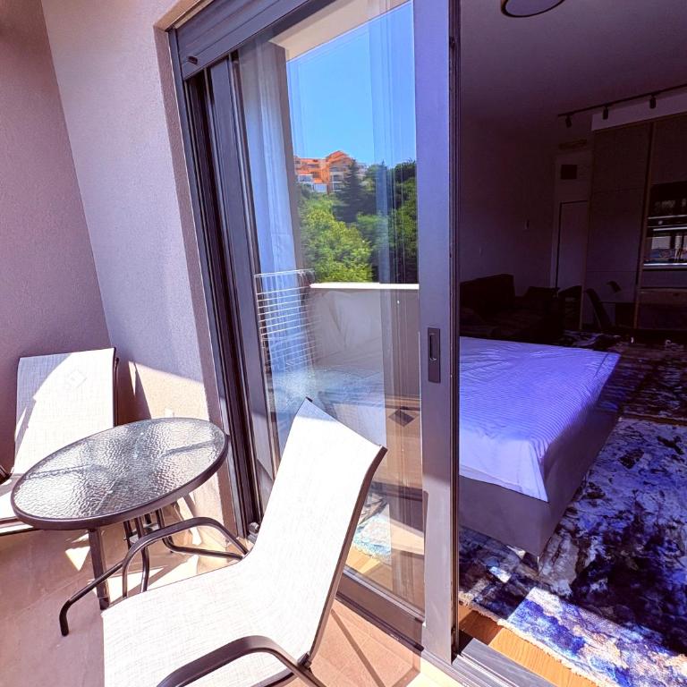 Sea View studio & Private Garage -Twin Towers - Apartman sa Pogledom na More - 11