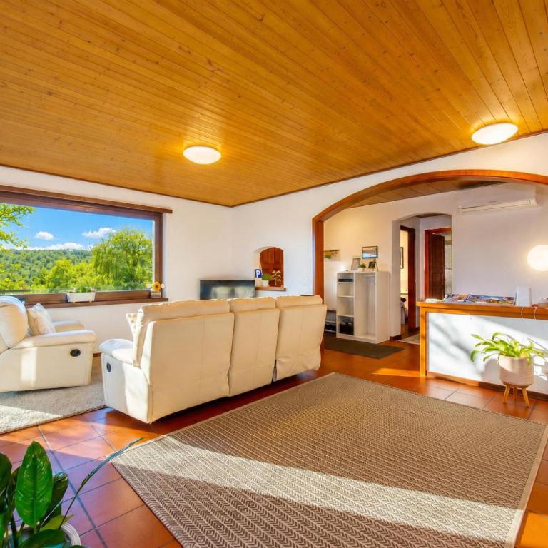Chiara's Home with Balcony - Happy Rentals - Appartamento con Terrazza - 11